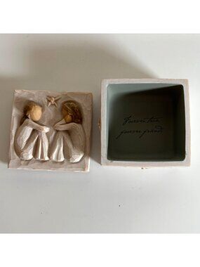 Willow Tree Friendship Keepsake Box Susan Lordi 2003